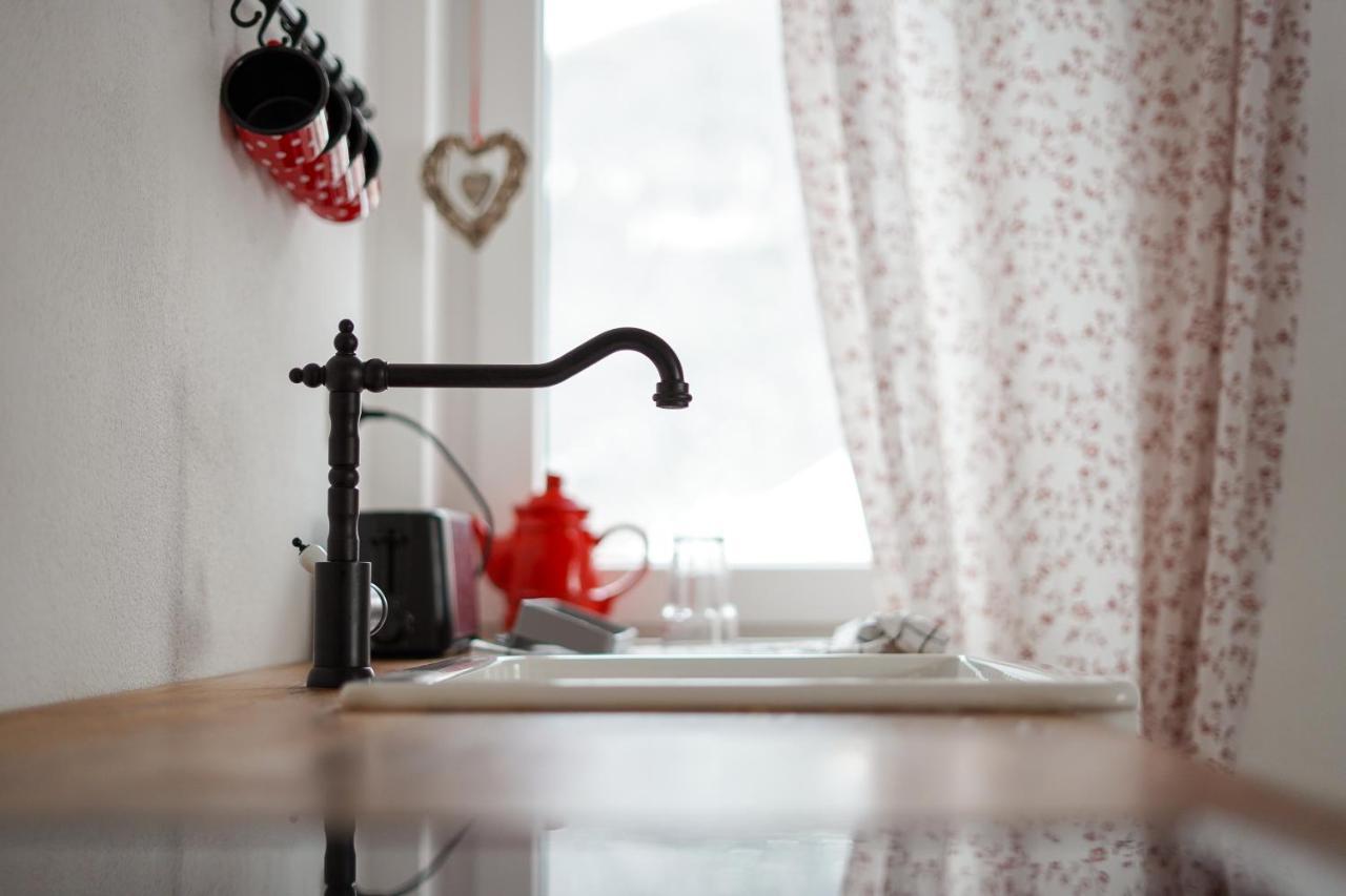 Appartamento Cozy Nest In The Heart Of Kranjska Gora Esterno foto